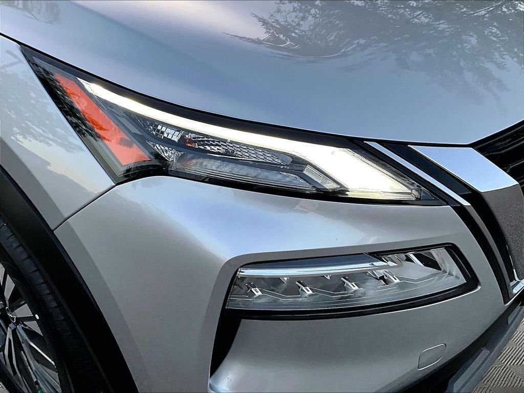 Certified 2023 Nissan Rogue SV AWD/4WD image 32