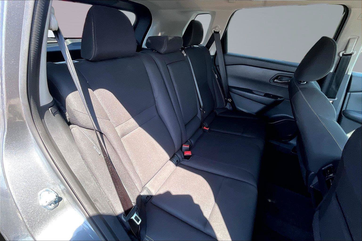 Certified 2025 Nissan Rogue S FWD image 27