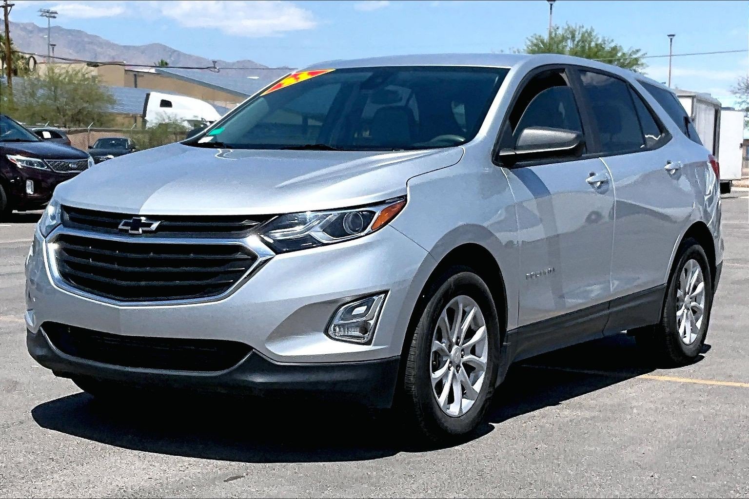 Used 2021 Chevrolet Equinox LS w/ LS Convenience Package FWD image 1