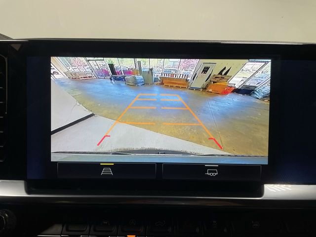 Used 2023 Chevrolet Silverado 1500 LT image 17