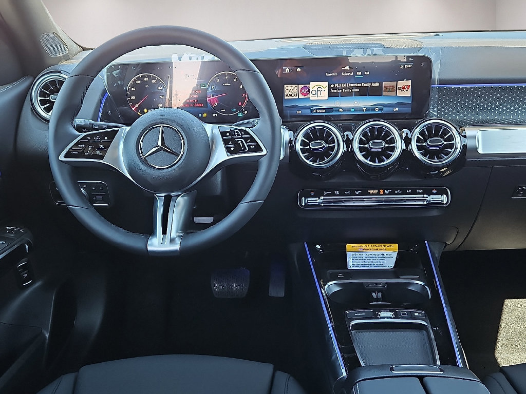 Used 2025 Mercedes-Benz GLB 250 image 16