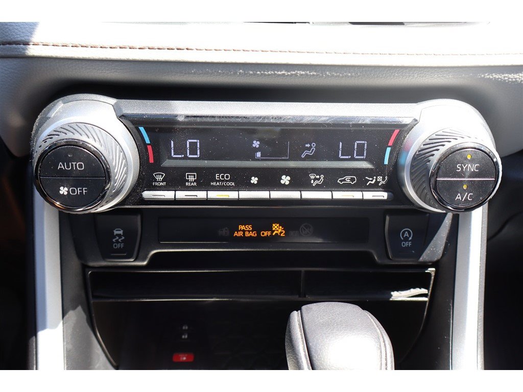 Used 2023 Toyota RAV4 XLE FWD image 37
