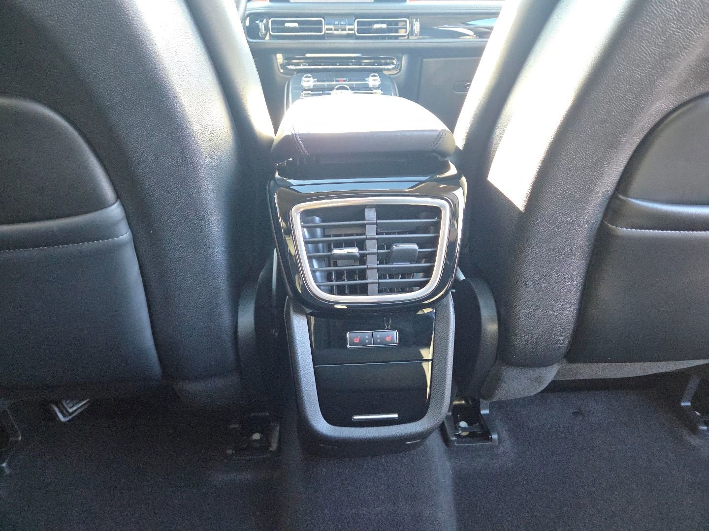 Used 2023 Lincoln Nautilus Reserve w/ Equipment Group 201A AWD/4WD image 20