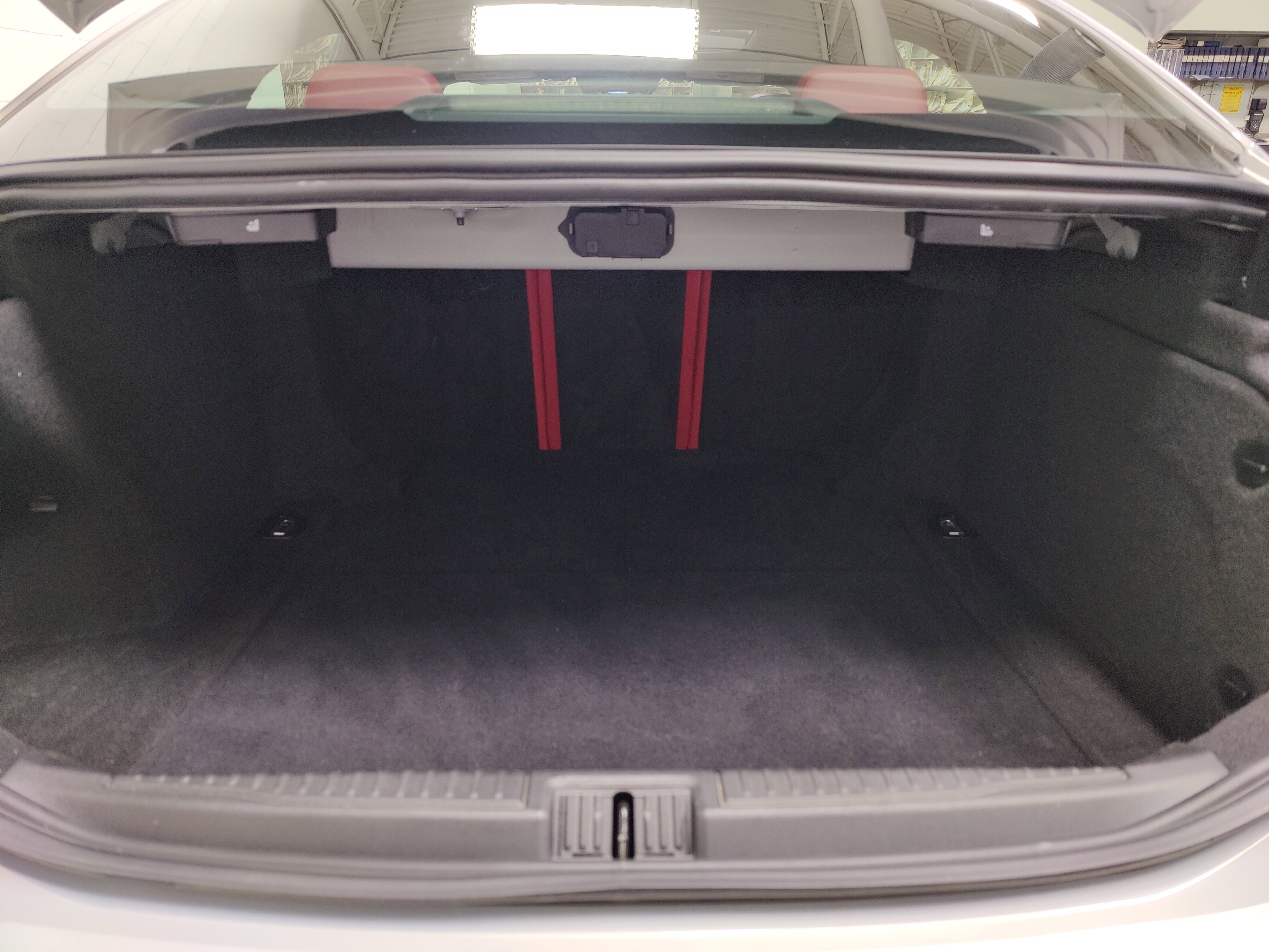 Certified 2024 Alfa Romeo Giulia Ti w/ Performance Driving Package image 30