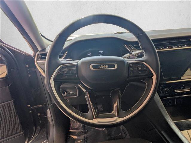 Used 2023 Jeep Grand Cherokee L Laredo w/ Luxury Tech Group I AWD/4WD image 19