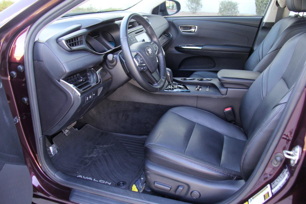 Used 2016 Toyota Avalon XLE Premium FWD image 24