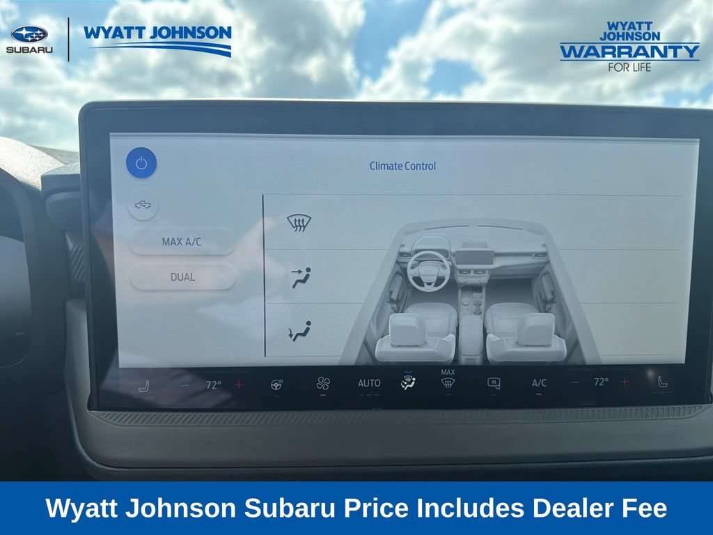 Used 2025 Ford Maverick Lariat w/ Black Appearance Package AWD/4WD image 26
