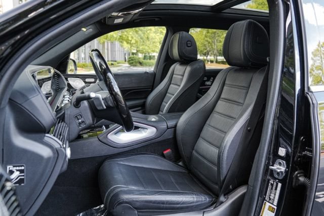 Used 2024 Mercedes-Benz GLS 450 4MATIC w/ Pinnacle Trim Package image 39