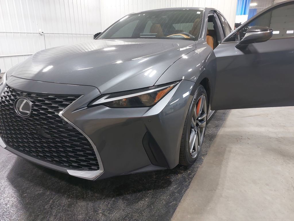 Used 2022 Lexus IS 300 AWD w/ Comfort Package image 31