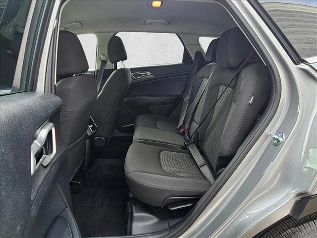 Used 2024 Kia Sportage LX image 15