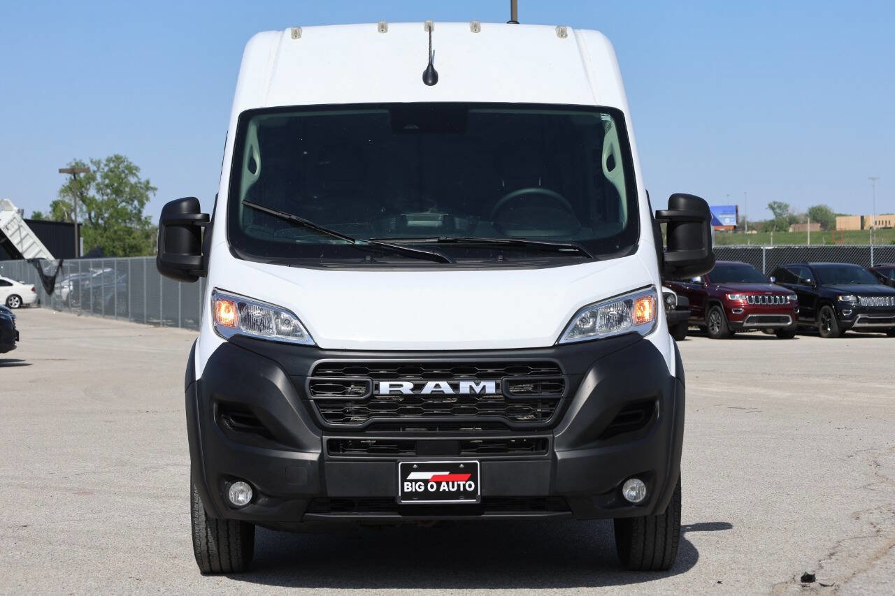 Used 2025 RAM ProMaster 2500 w/ Convenience Group FWD image 2