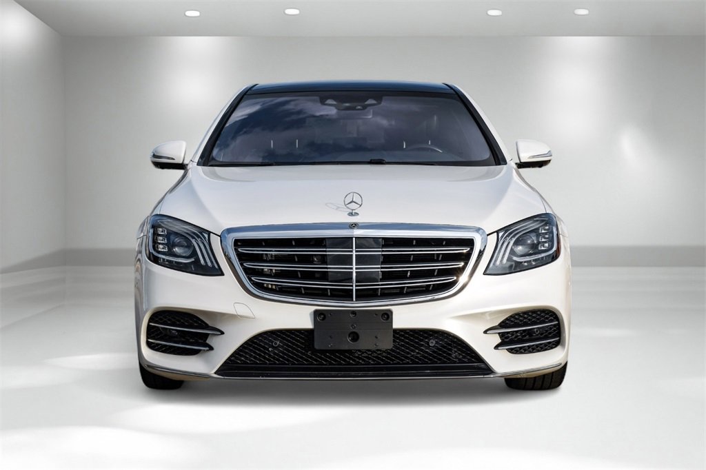 Used 2019 Mercedes-Benz S 560e w/ AMG Line Exterior image 8