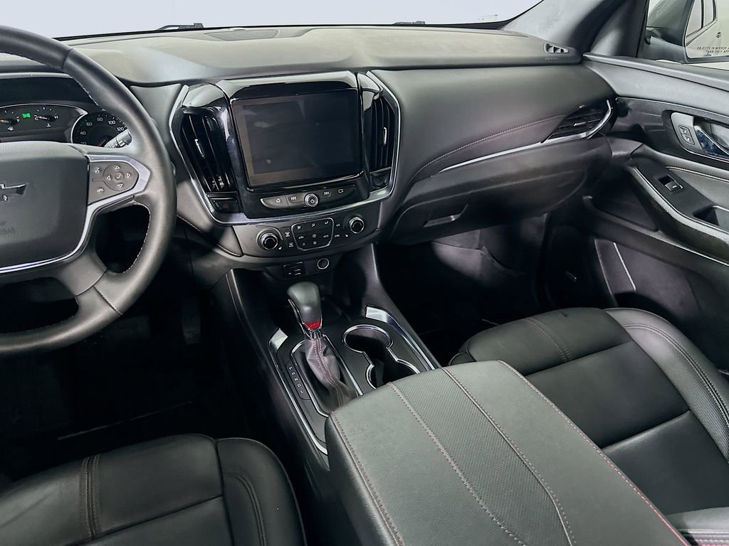 Used 2023 Chevrolet Traverse RS FWD image 20