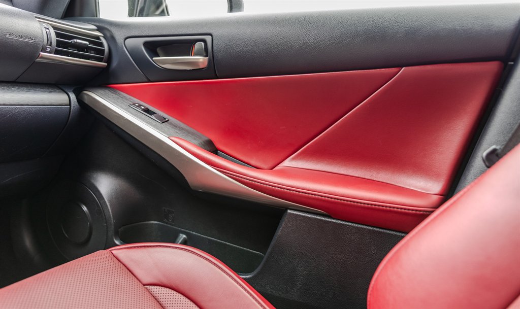 Used 2020 Lexus IS 350 F Sport w/ F Sport Package RWD image 21