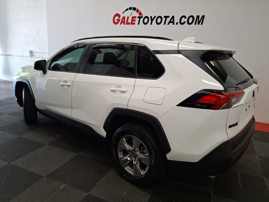 Used 2023 Toyota RAV4 XLE w/ Convenience Package AWD/4WD image 10