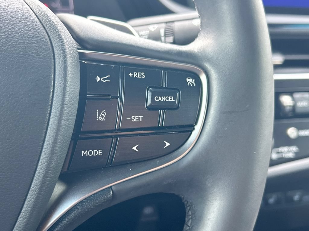 Certified 2024 Lexus ES 300h w/ Premium Package FWD image 14