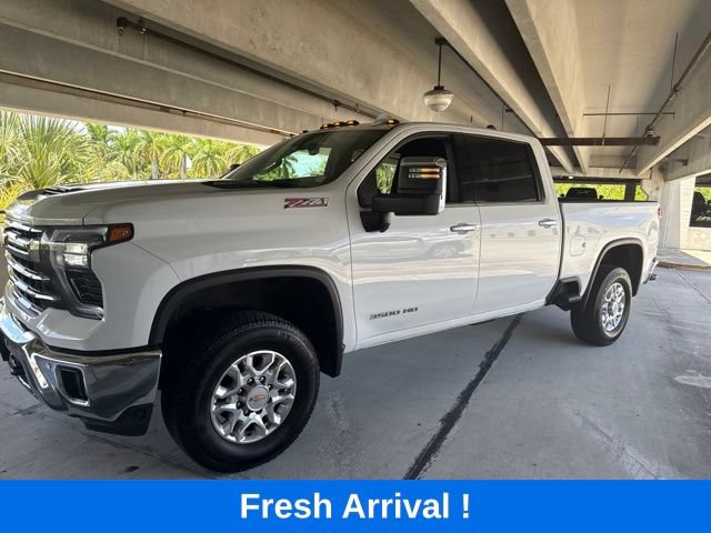 Used 2024 Chevrolet Silverado 3500 LTZ w/ LTZ Convenience Package AWD/4WD image 1