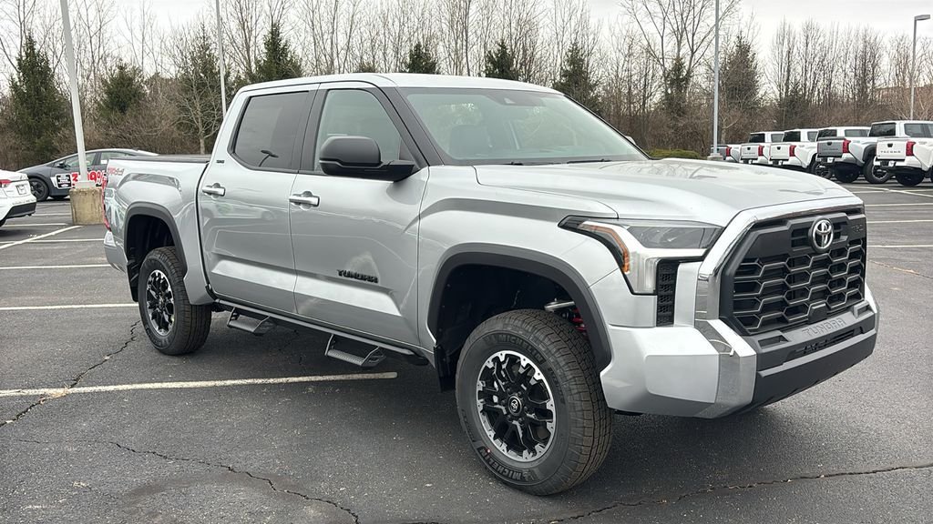 New 2026 Toyota Tundra SR5 w/ TRD Off-Road Premium Package AWD/4WD image 31