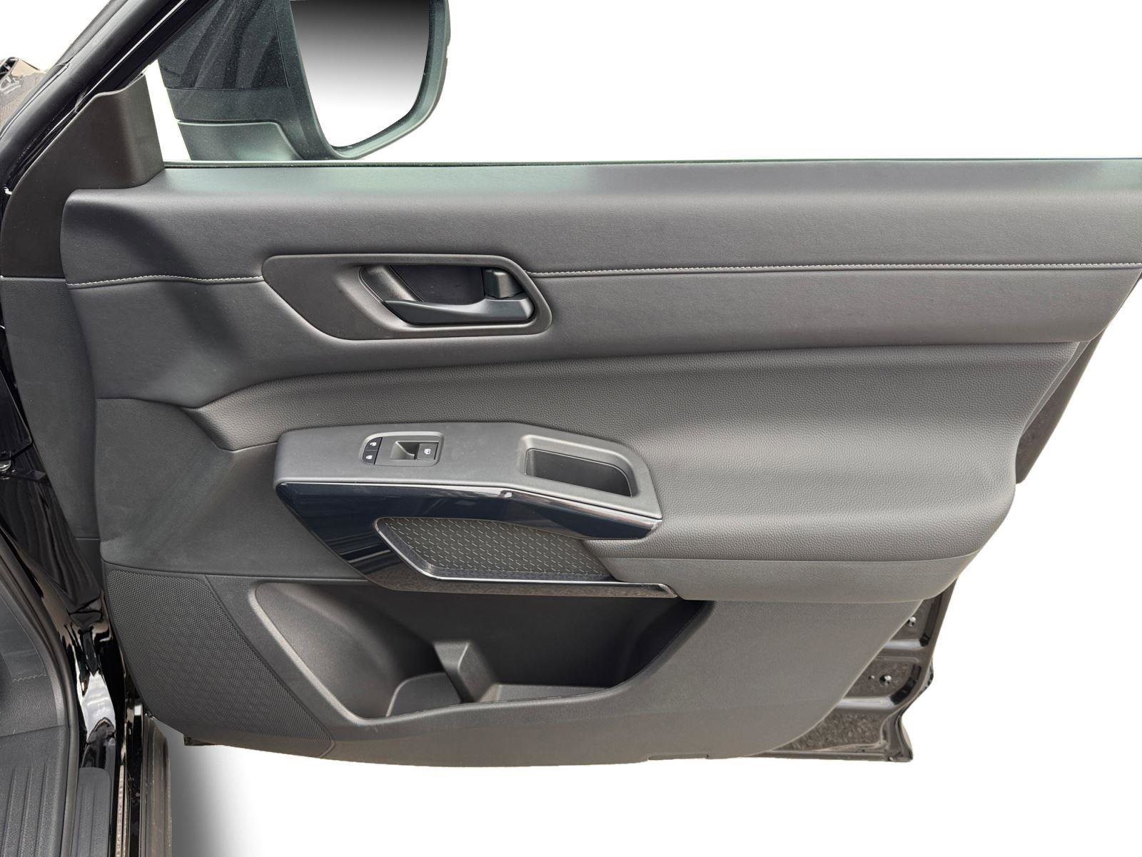 New 2026 Nissan Pathfinder SV AWD/4WD image 15