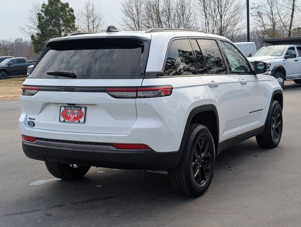 New 2026 Jeep Grand Cherokee Altitude AWD/4WD image 7