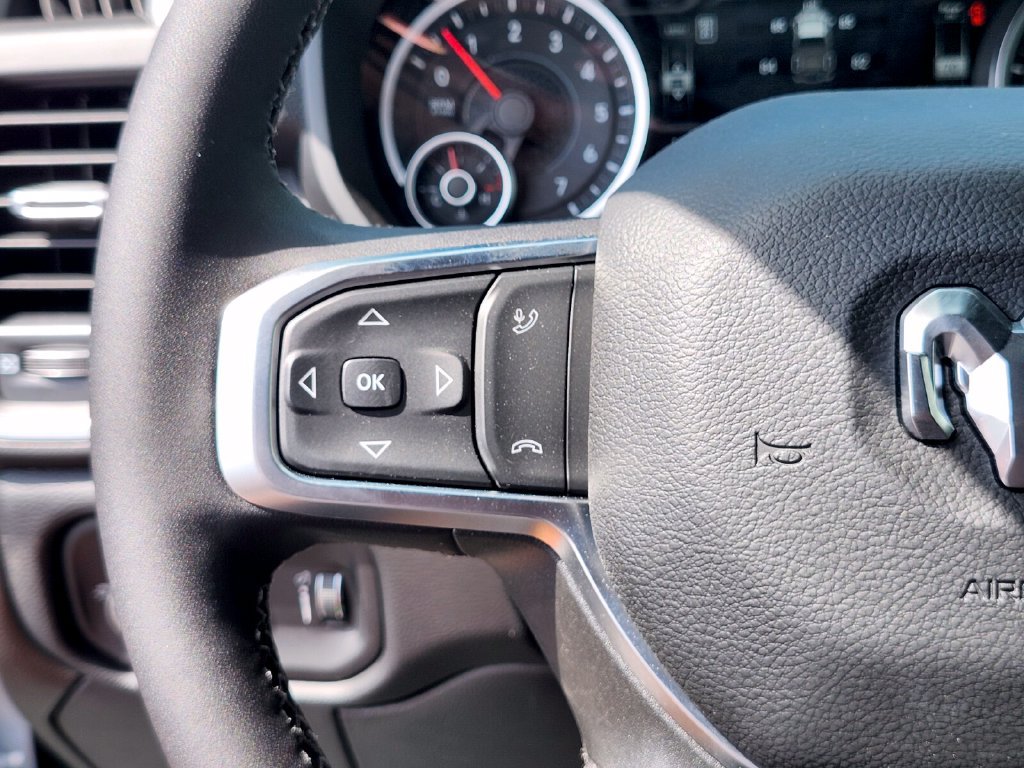 New 2026 RAM 2500 Big Horn AWD/4WD image 30