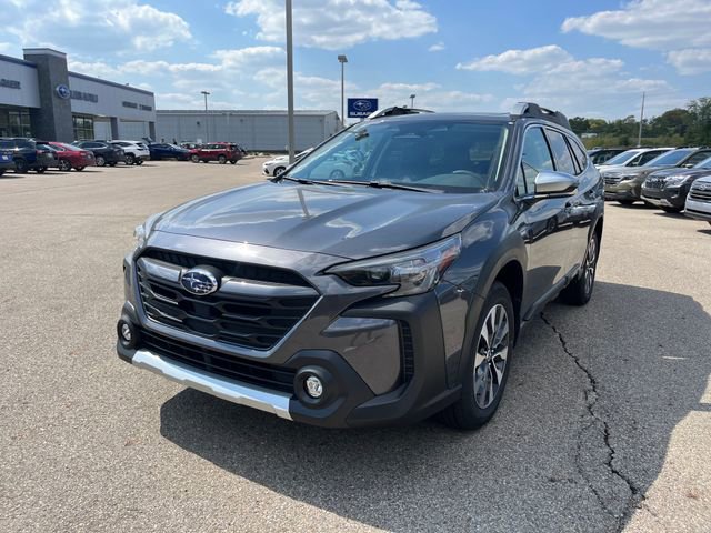 New 2025 Subaru Outback Touring w/ Popular Package #2 image 3