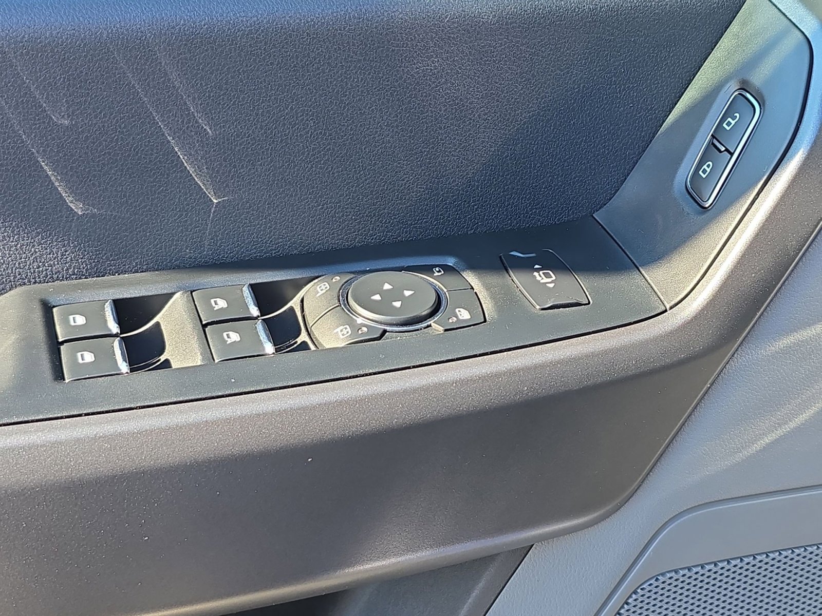 New 2026 Ford F250 XLT w/ FX4 Off-Road Package image 16