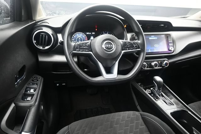 Used 2023 Nissan Kicks SV FWD image 13