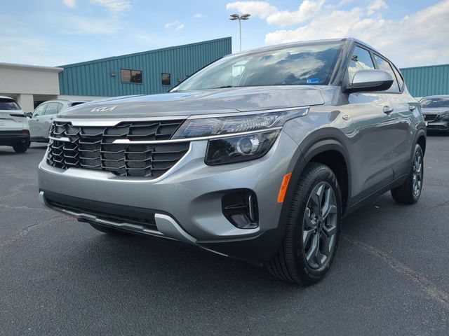 Used 2026 Kia Seltos LX FWD image 8
