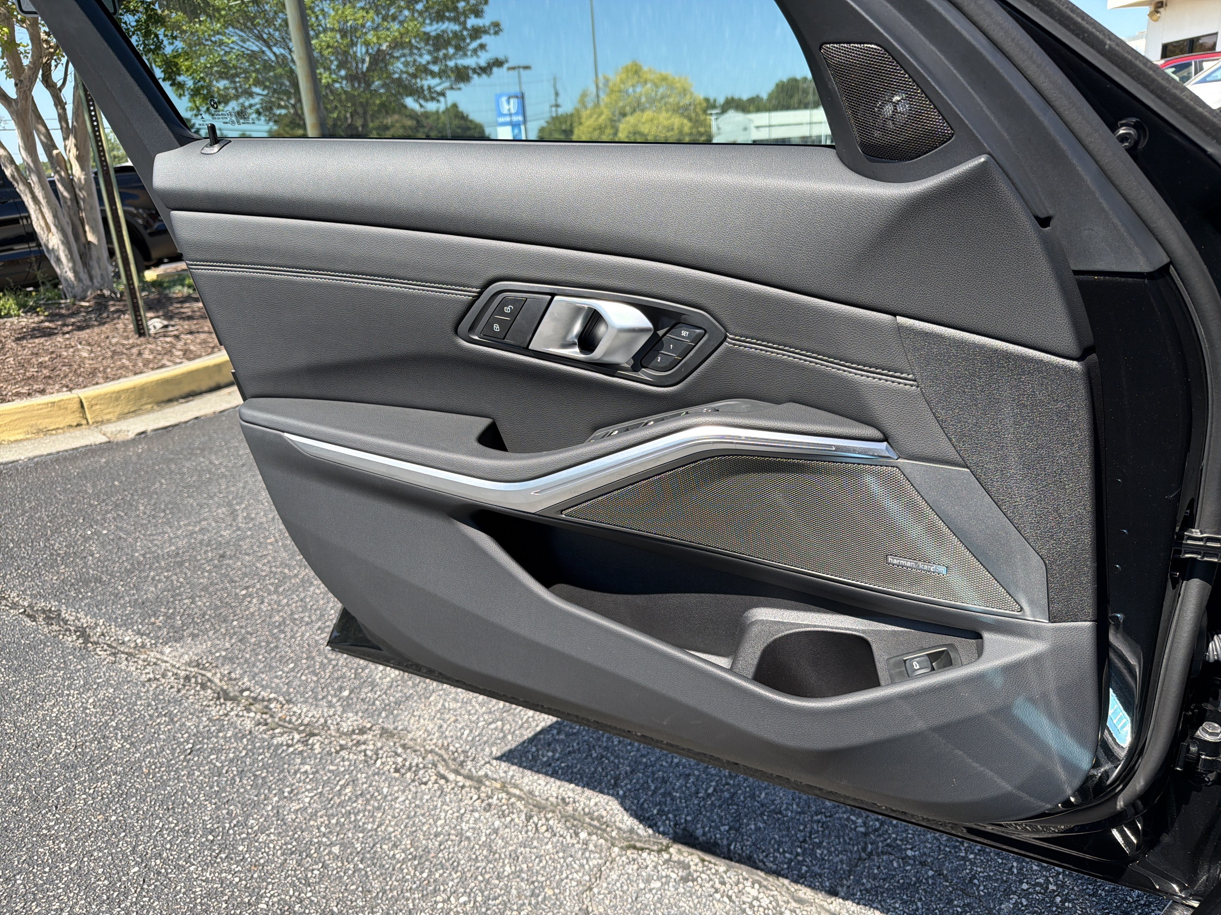 New 2026 BMW 330i Sedan w/ M Sport Package RWD image 14