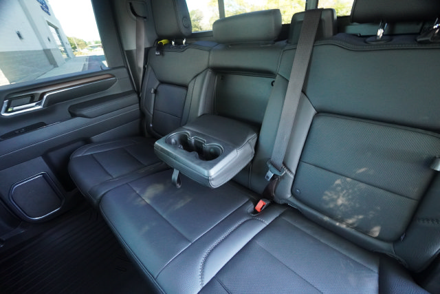 Used 2024 GMC Sierra 3500 Denali AWD/4WD image 29