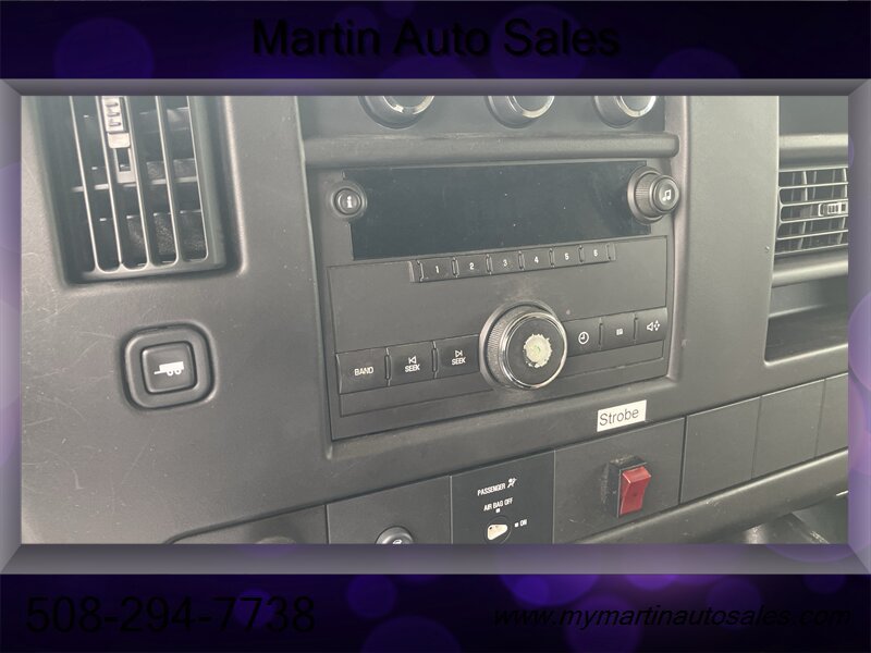 Used 2012 Chevrolet Express 2500 RWD image 7
