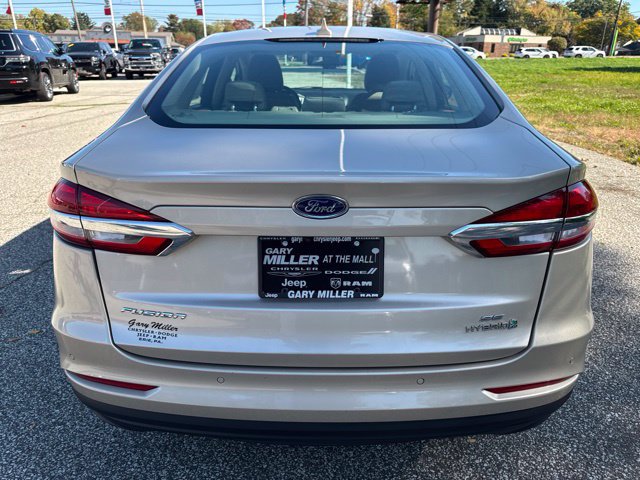 Used 2019 Ford Fusion SE FWD image 13