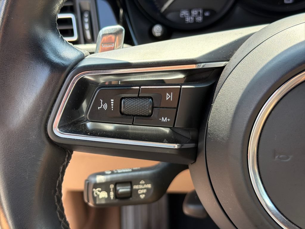 Used 2022 Porsche Macan S AWD/4WD image 25