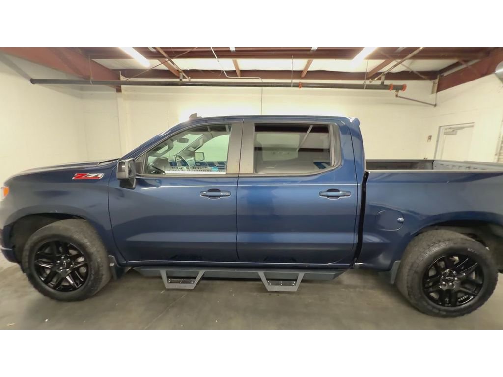 Used 2022 Chevrolet Silverado 1500 RST AWD/4WD image 5