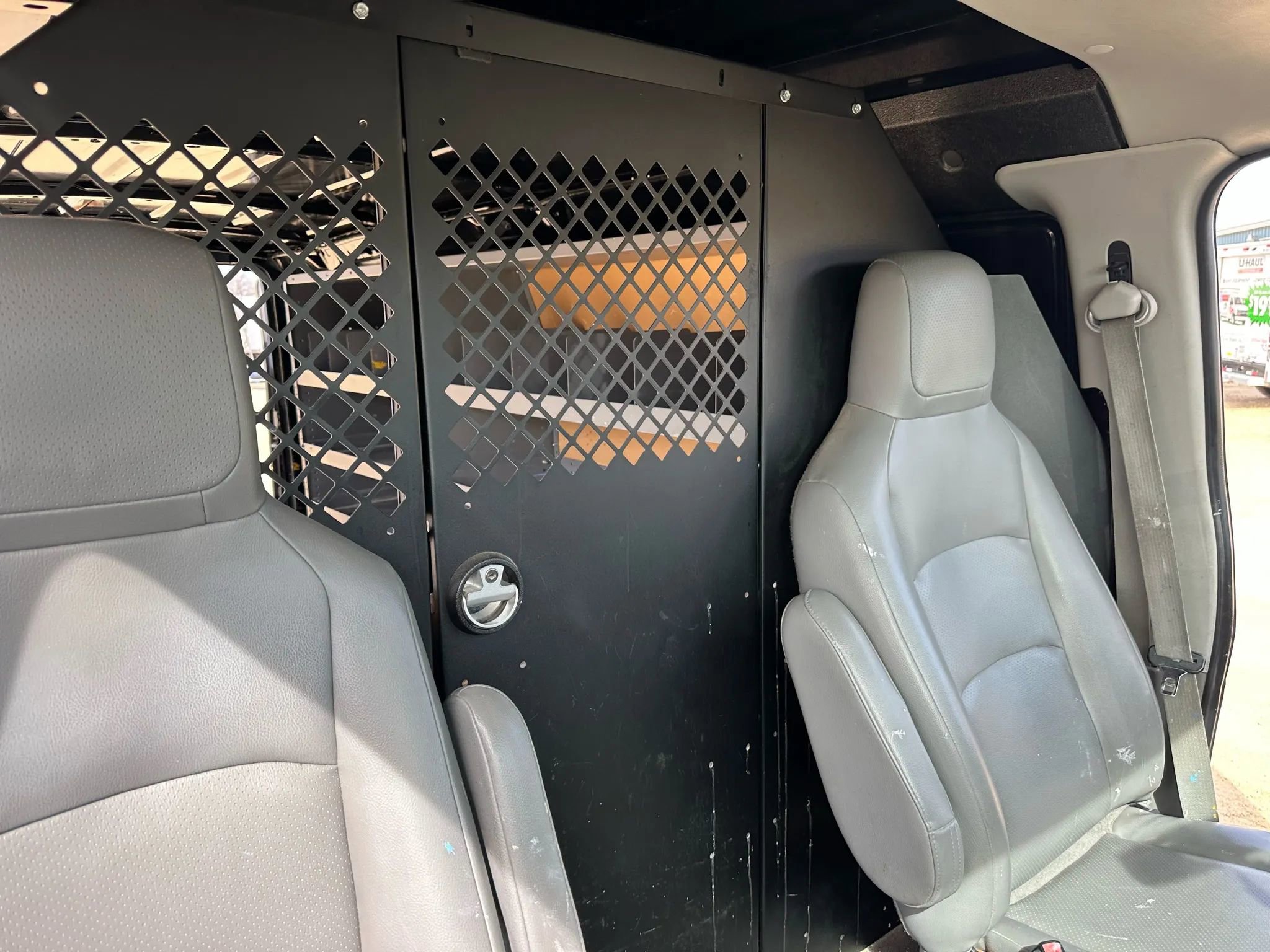 Used 2013 Ford E-350 and Econoline 350 Extended Super Duty RWD image 21