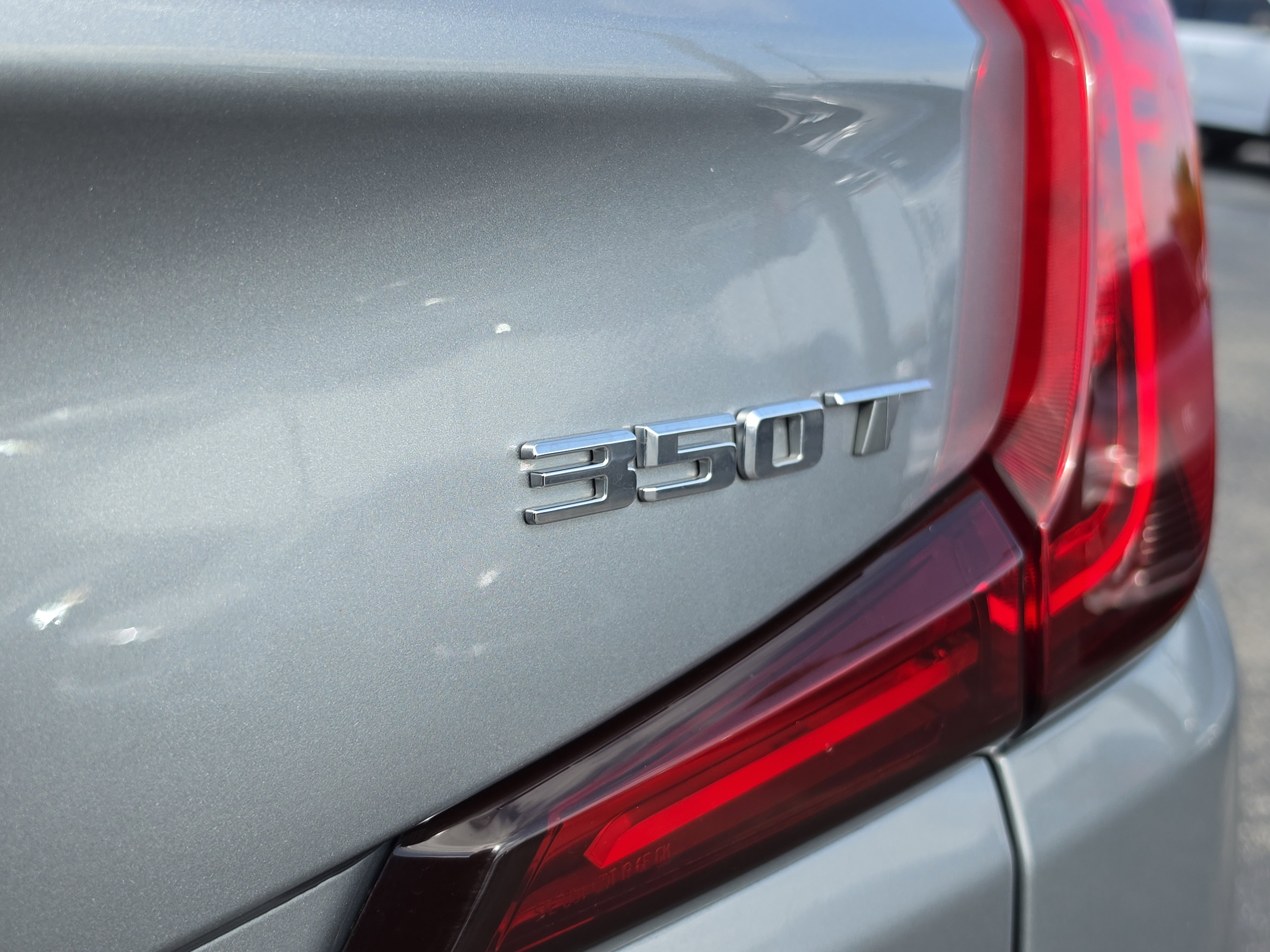 Certified 2025 Cadillac XT4 Premium Luxury FWD image 6
