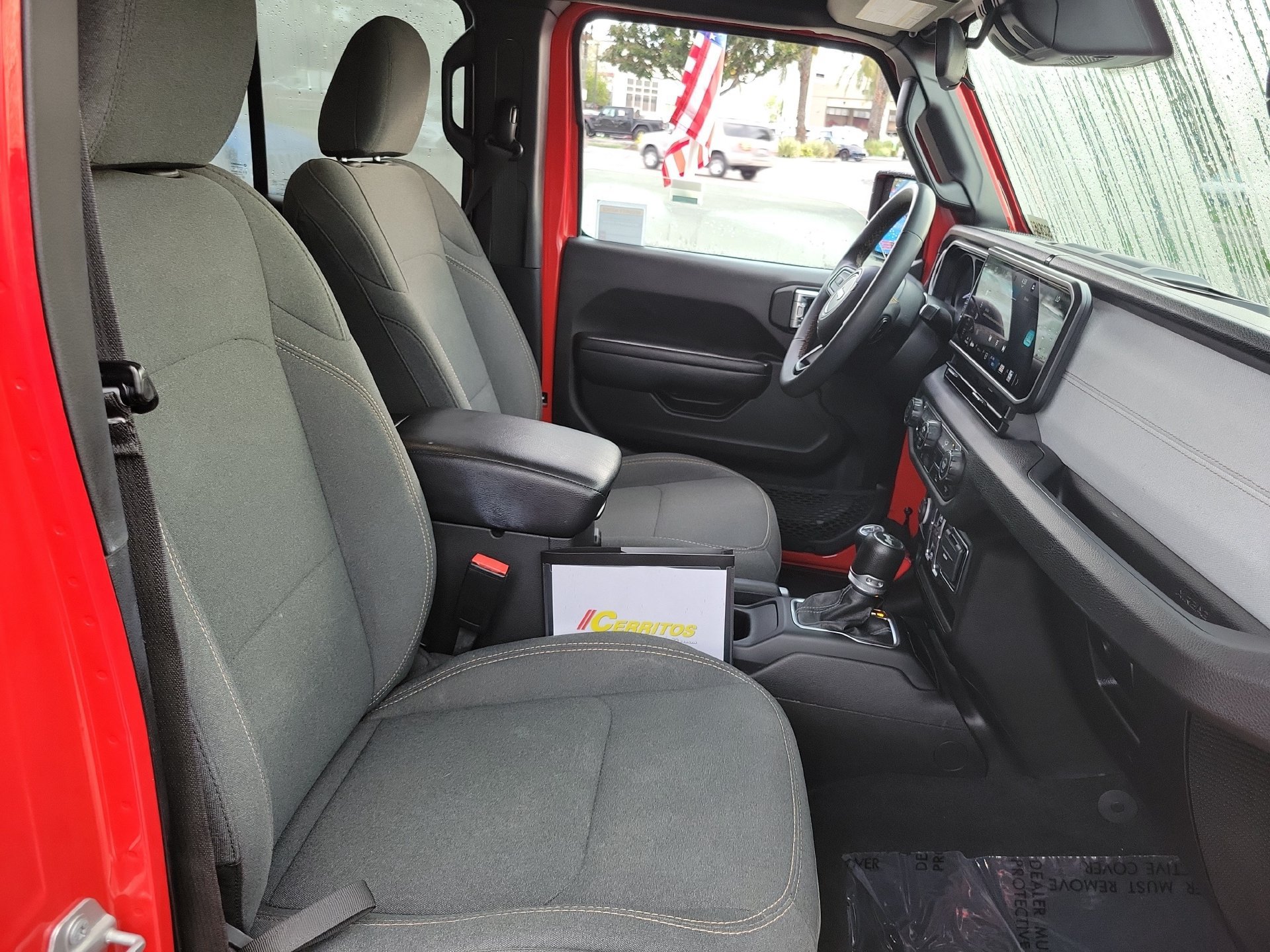 Certified 2024 Jeep Wrangler Unlimited AWD/4WD image 18
