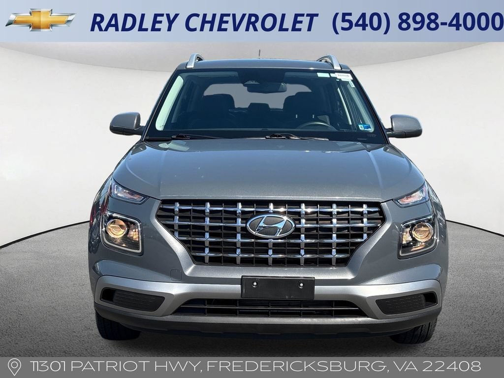 Used 2025 Hyundai Venue SEL FWD image 22