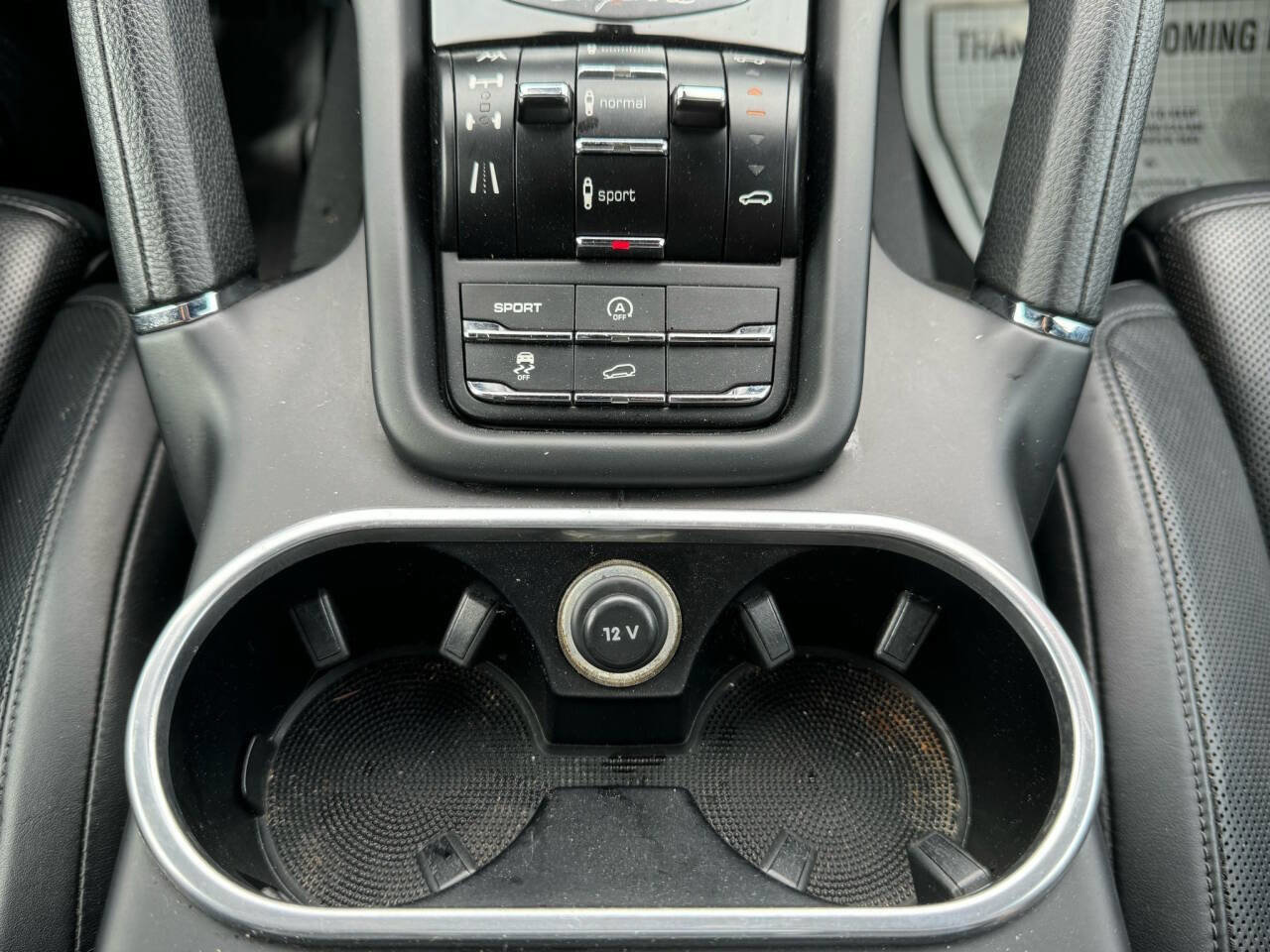 Used 2012 Porsche Cayenne S AWD/4WD image 27