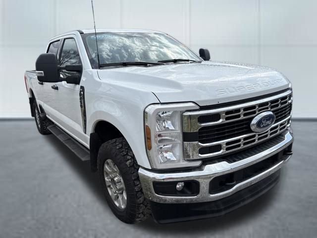 Used 2024 Ford F250 XLT AWD/4WD image 5