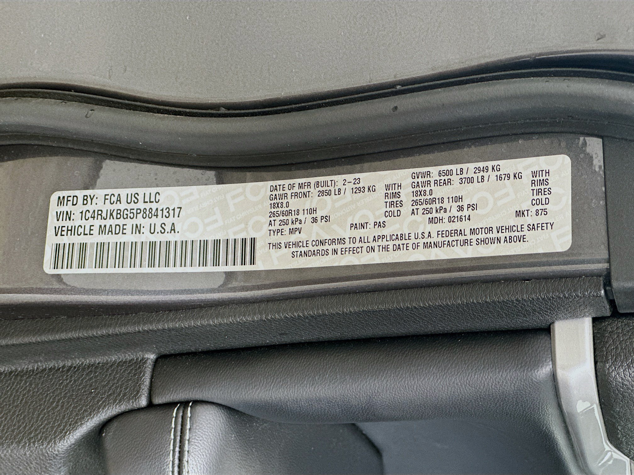 Used 2023 Jeep Grand Cherokee L Limited AWD/4WD image 12