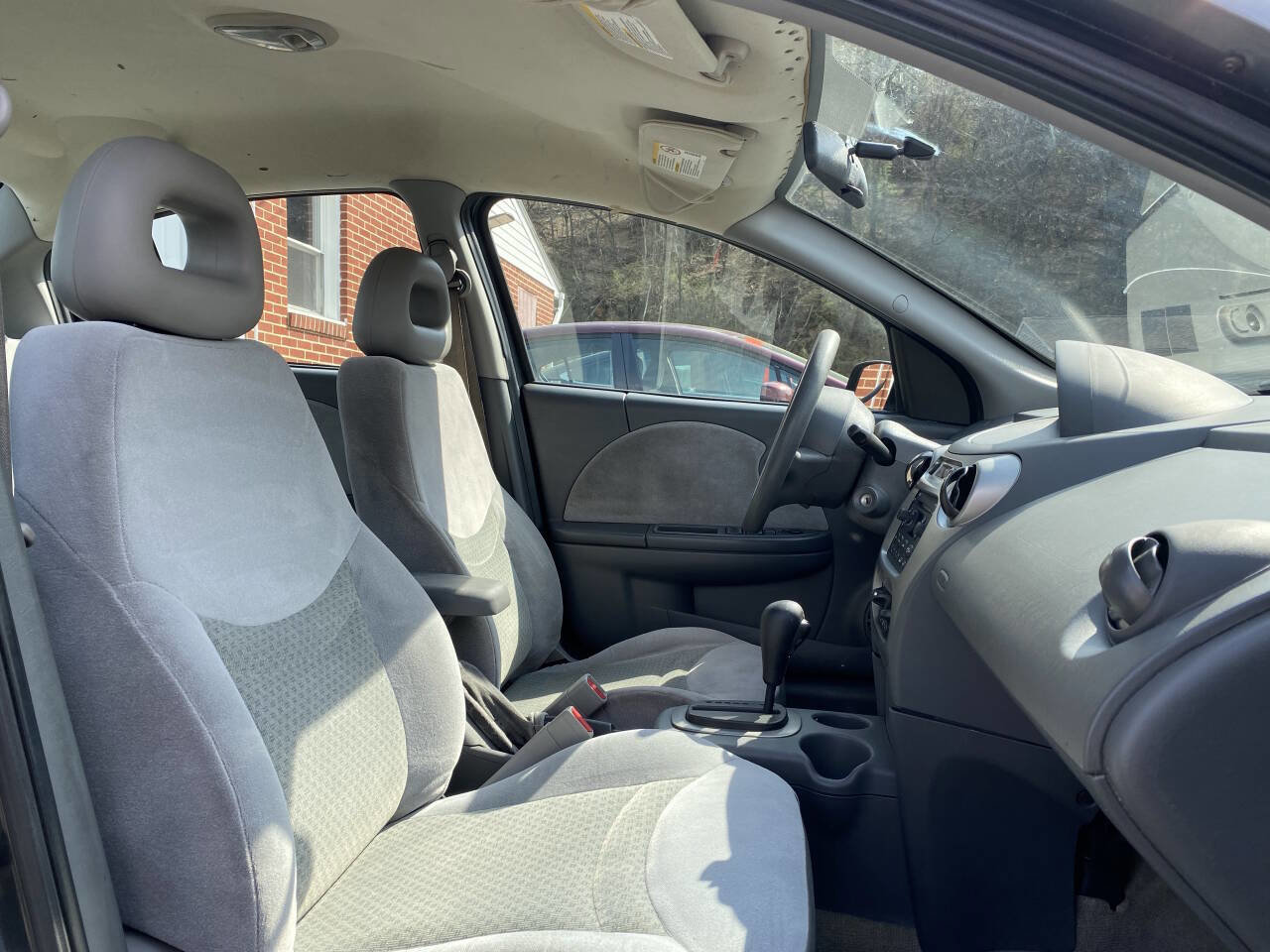 Used 2004 Saturn ION Level 3 image 18