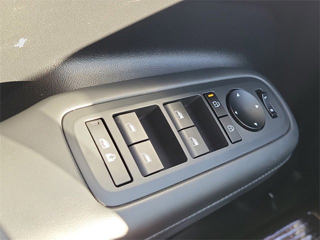 Used 2025 Hyundai Santa Fe SEL image 15