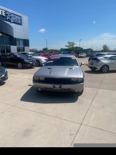 Used 2014 Dodge Challenger R/T Plus RWD image 4