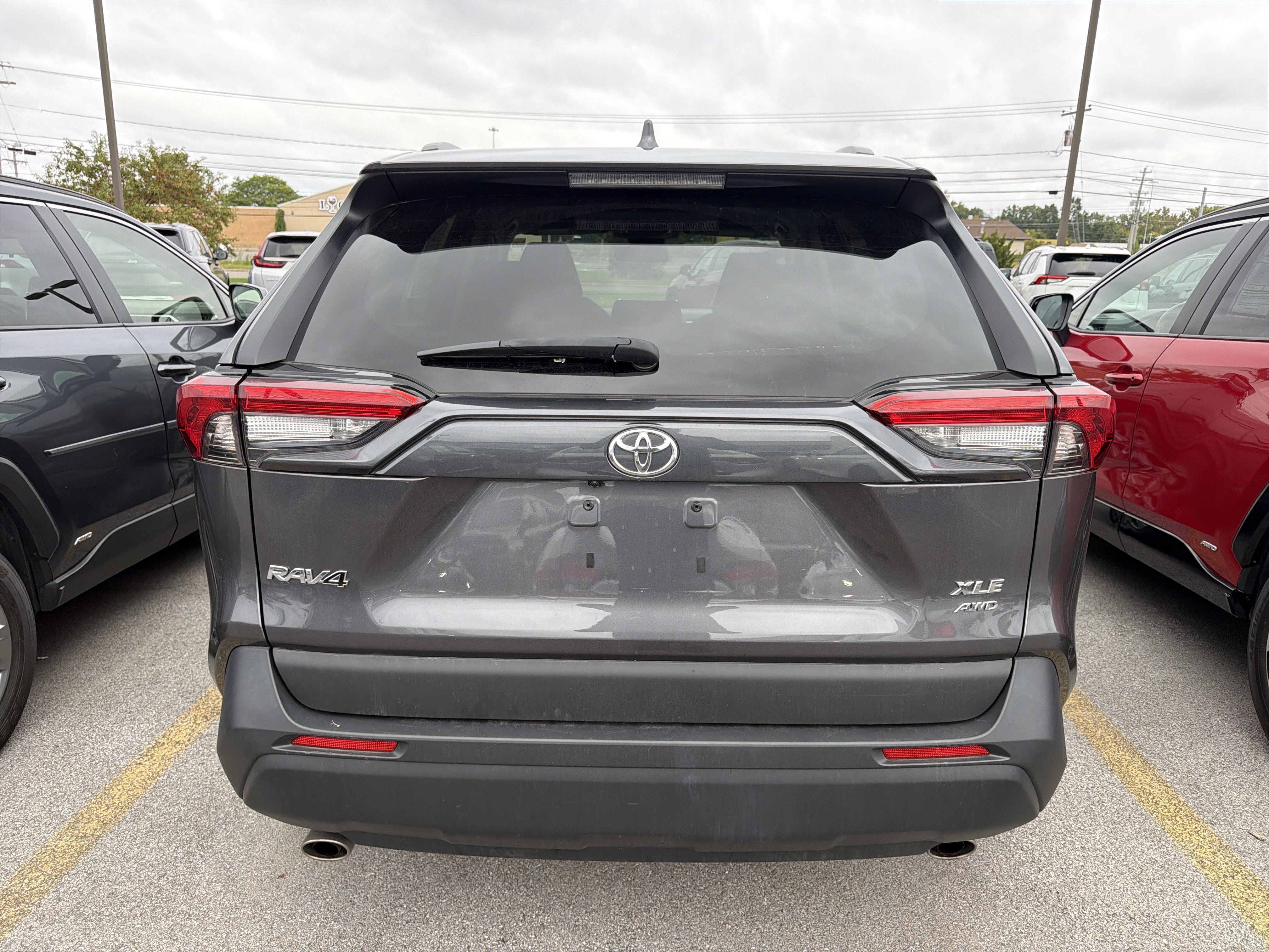 Used 2024 Toyota RAV4 XLE AWD/4WD image 6