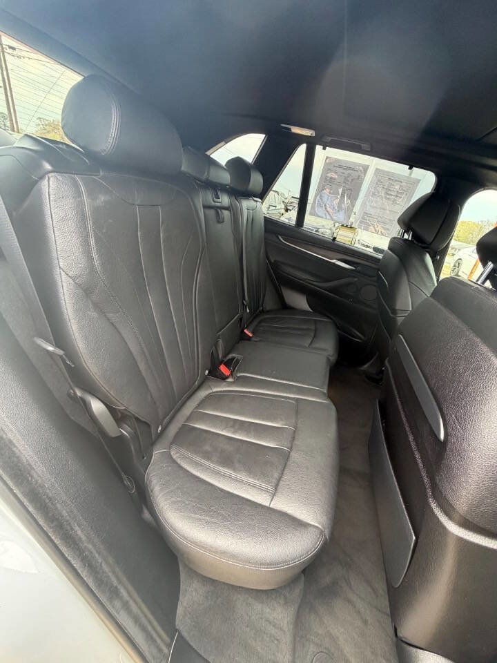 Used 2016 BMW X5 xDrive50i w/ M Sport image 19