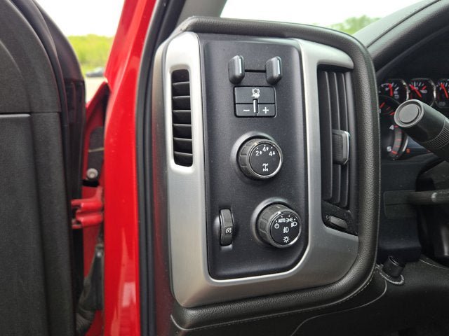 Used 2015 GMC Sierra 2500 SLE w/ SLE Preferred Package AWD/4WD image 22