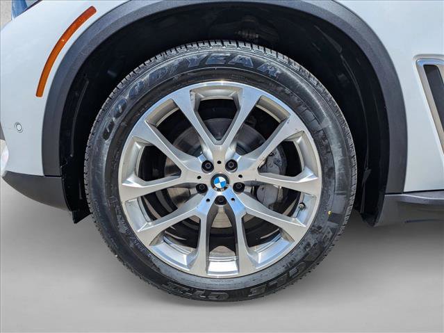 Used 2023 BMW X5 xDrive40i w/ Premium Package AWD/4WD image 26