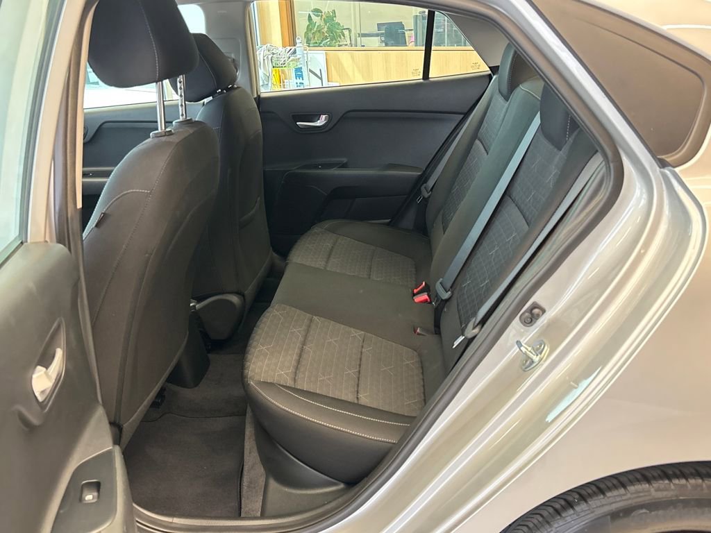 Used 2022 Kia Rio LX image 29